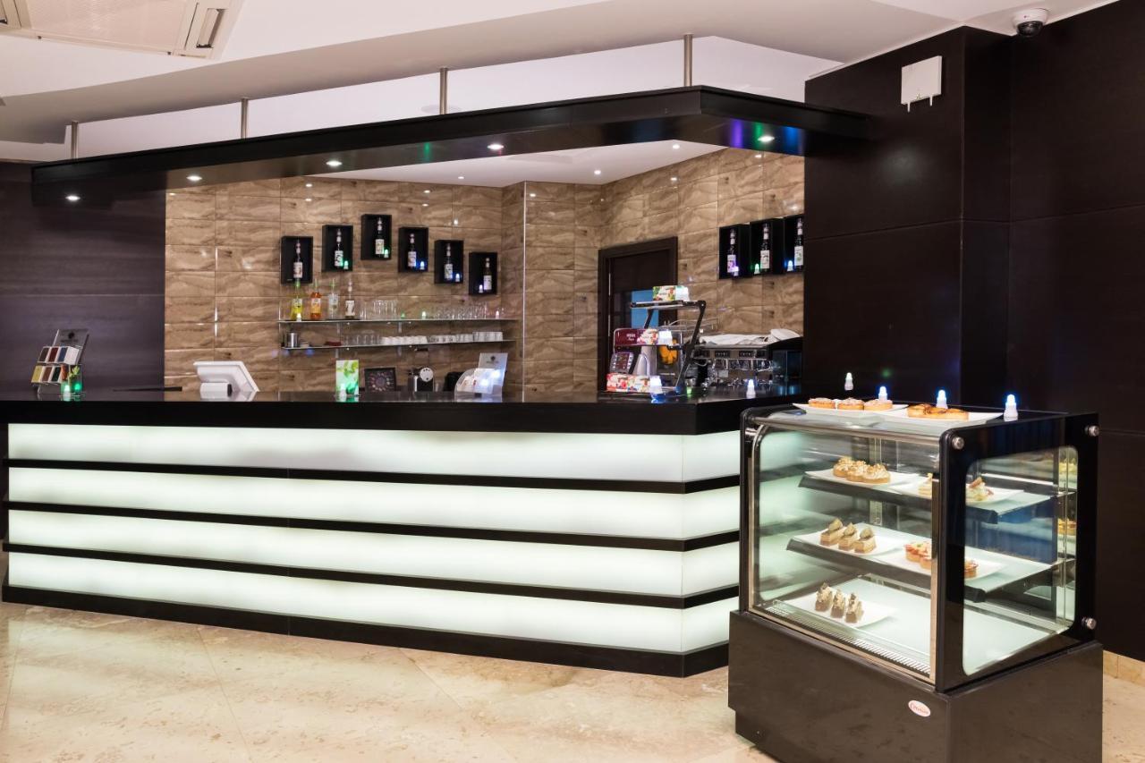 New Day Hotel Algiers Екстериор снимка
